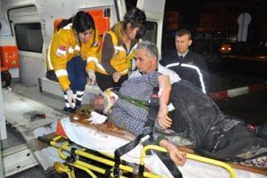 Otomobilin altında kalan yaşlı kadın hayatını kaybetti