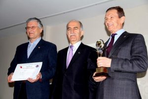  bursalı hayırseverlerin eğitime katkısı devam ediyor