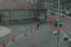 yunus ekibinin yaptığı kaza mobese ye saniye saniye yansıdı 
