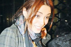 cansu dan  tık  yok!