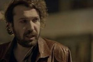herkes halil sezai nin peşinde!