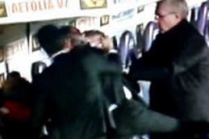 Delio Rossi futbolcu dövdü
