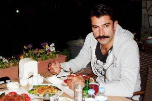 Kenan İmirzalıoğlu'nun kebap keyfi