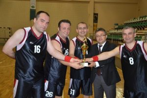 Osmangazi'de basketbol rüzgarı esti