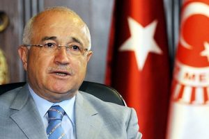 ''Ciddi anayasal sorunlar yaşayacağız''