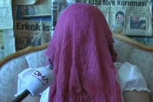 15 yıldır eski eşinden kaçıyor