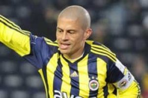 Alex: Futbola devam ama nerede bilmiyorum