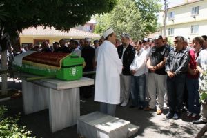 Seskır toprağa verildi