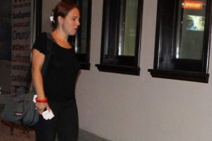Travesti Öykü'ye satırla saldırı