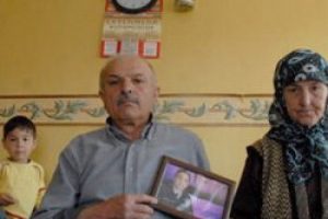 Kaçırılan polisin maaşı kesildi: Baba borç batağında