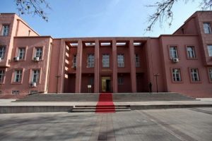 Yabancı soyadına ret
