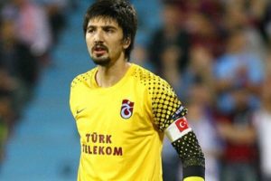'Yabancı bir kalecinin arkasında bekleyeceğime..'