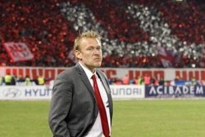 Prosıneckı perşembe günü imzalayacak