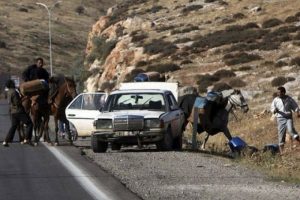 Güpegündüz, herkesin gözleri önünde!