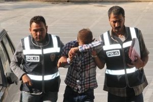 Hırsızlar suçüstü yakalandı