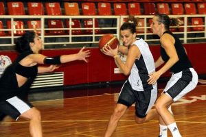 SBK evinde ilk galibiyetini almak istiyor