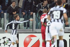 Juve güle oynaya!