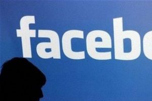 Facebook dondu!