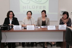 ''Küçük yaşta evlilik büyük geliyor''