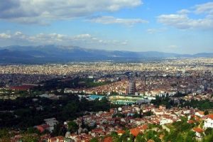 Dünyanın gözü bizde