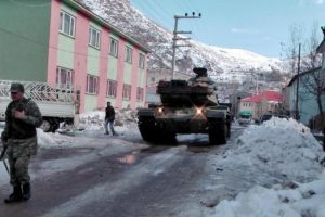 Şırnak'ta askeri araç sevkıyatı