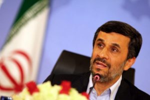 Ahmedinejad vazgeçti