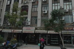İş hanında altın vuruş
