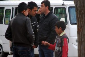 Çocuk dilenciliği artıyor, çocuk polisi uyuyor