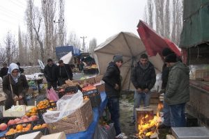 Pazarcıların kış çilesi