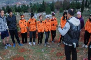 Mezarlıkta atletizm dersi