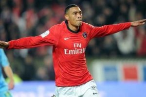 Sunderland'den Hoarau atağı