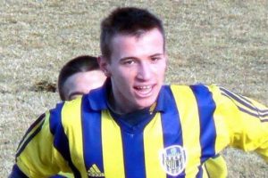 Sinan'dan Beşiktaş'a 4,5 yıllık imza