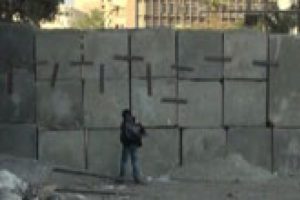 Mısırlıların beton blok isyanı!