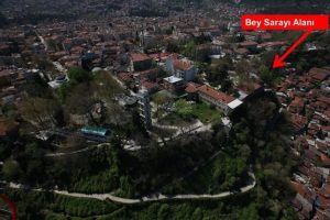 Bursa Bey Sarayı'ndan vazgeçmek istemiyor