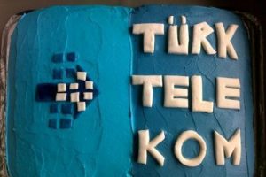 Türk Telekom'a 600 milyon dolar kredi