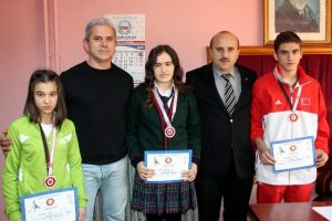 Judoda dereceye giren sporcular Yılmaz'ı ziyaret etti