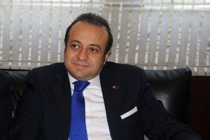 Bakandan Avrupa'ya sert çıkış