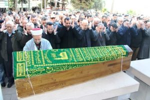 Gazeteci Demirel, son yolculuğuna uğurlandı