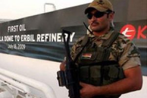 Sınırda petrol hareketliliği