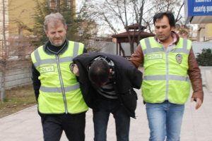 İş aramak bahane...