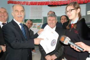 Vali'ye karne sürprizi