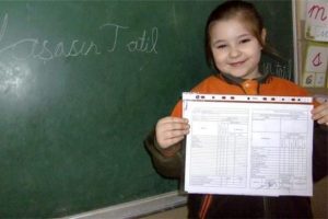 16 milyon öğrencinin karne heyecanı