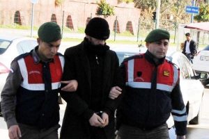 Otellerden uydu alıcısı ve kablo çalan şebeke çökertildi