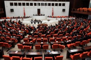 PKK'ya darbe vuracak yasaya onay