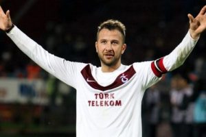 Trabzonspor'da Giray Kaçar sevinci