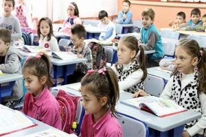 24 ikiz, karnelerine kavuştu