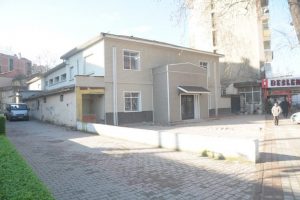 Eski belediye düğün salonu yıkıldı