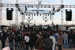 Gripin Bursalı öğrencileri coşturdu