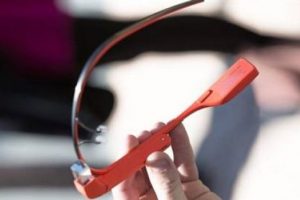 Google Glasses geliyor