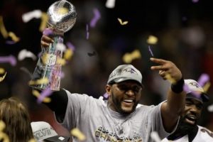 Super Bowl Kupası Baltimore Ravens'ın oldu